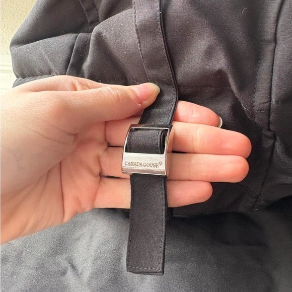 Canada Goose Jacket - Picture 6 of 8